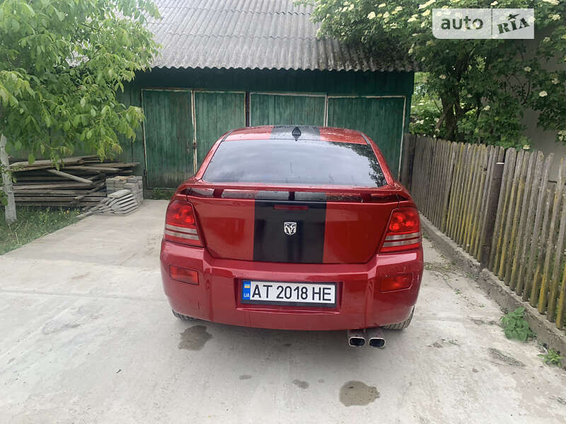 Седан Dodge Avenger 2008 в Долине