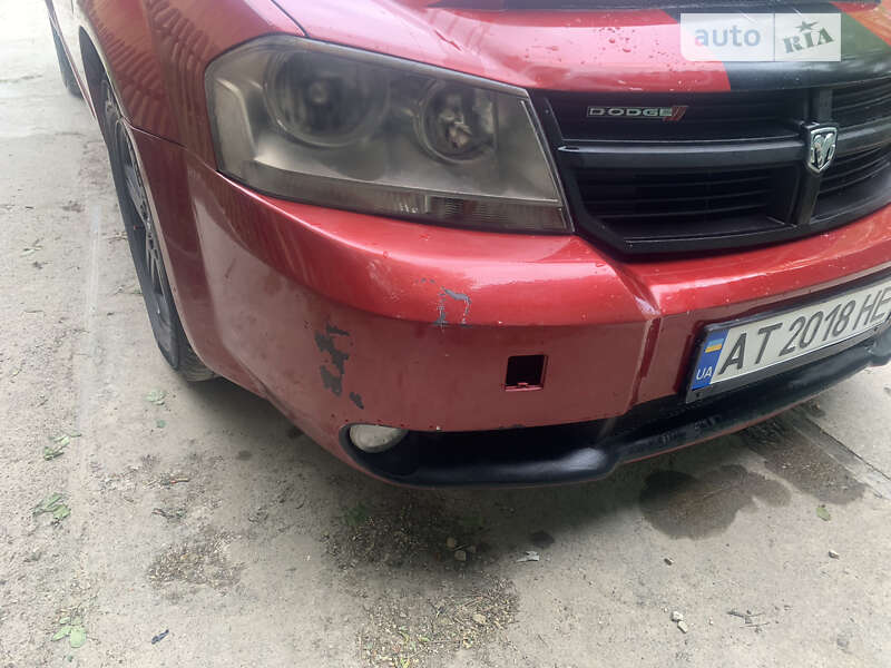 Седан Dodge Avenger 2008 в Долине