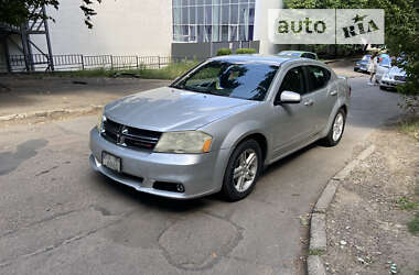 Седан Dodge Avenger 2011 в Чернівцях