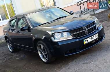 Седан Dodge Avenger 2008 в Дубні