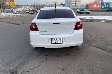 Седан Dodge Avenger 2013 в 