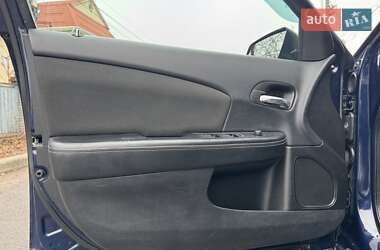 Седан Dodge Avenger 2013 в 
