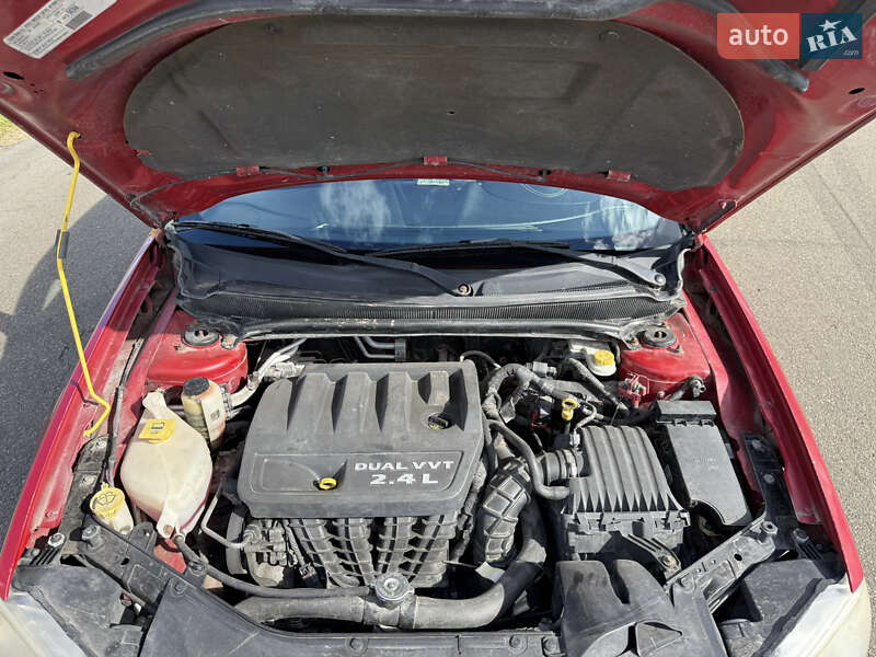 Седан Dodge Avenger 2013 в Софіївській Борщагівці