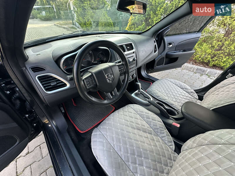Седан Dodge Avenger 2014 в Одессе