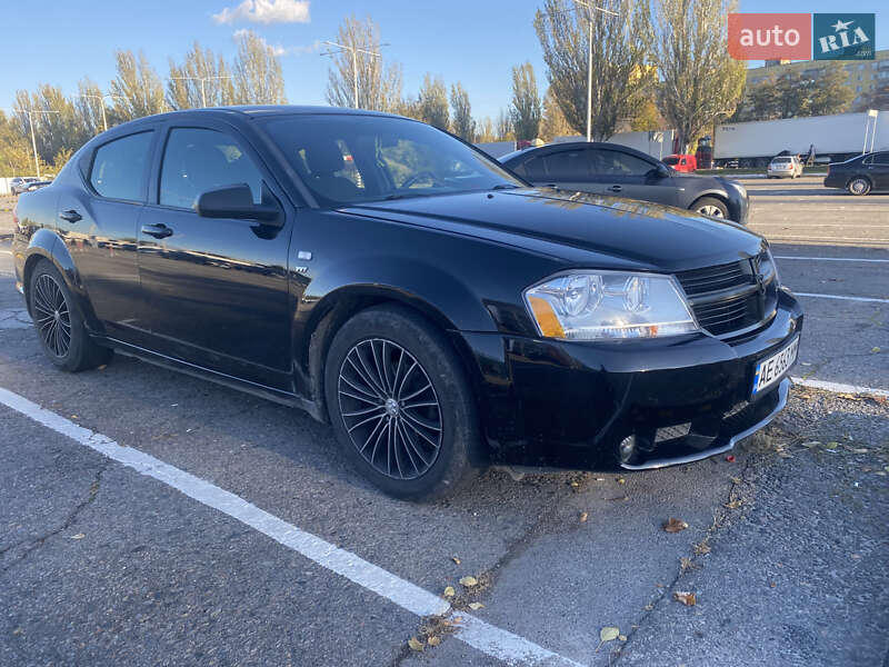 Седан Dodge Avenger 2013 в Днепре