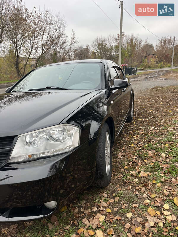 Седан Dodge Avenger 2008 в Харькове