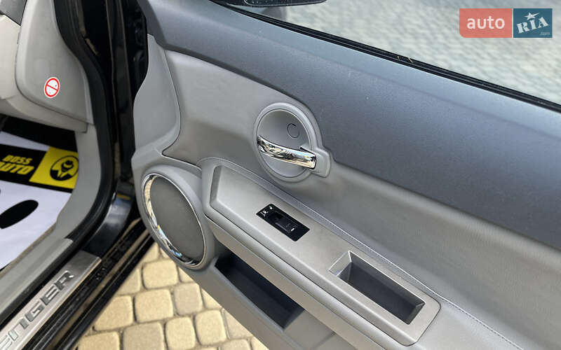 Седан Dodge Avenger 2008 в Мукачевому