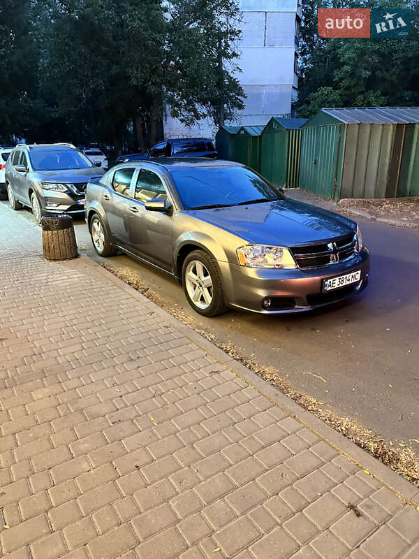 Седан Dodge Avenger 2013 в Одесі