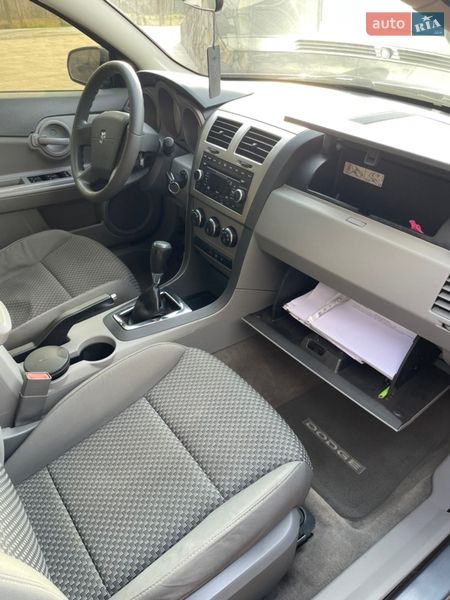 Седан Dodge Avenger 2008 в Іршаві