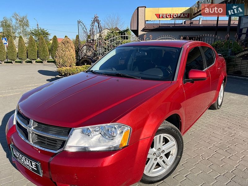 Седан Dodge Avenger 2010 в Шепетовке