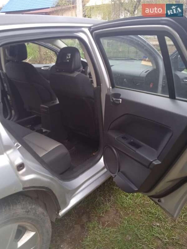 Седан Dodge Caliber 2008 в Межгорье фото 3 Седан Dodge Caliber 2008 в Межгорье