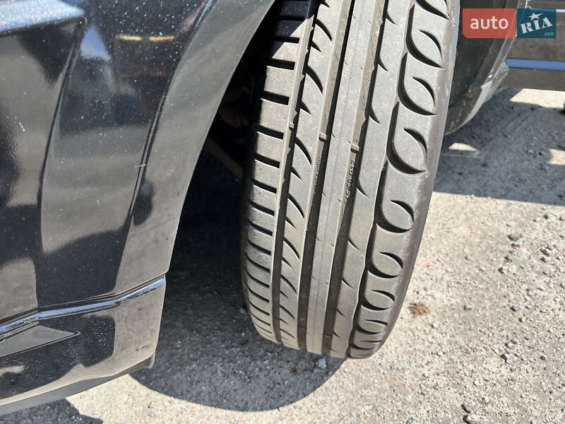 Позашляховик / Кросовер Dodge Caliber 2008 в Києві