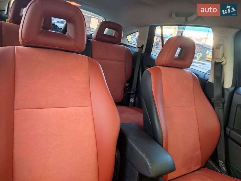 Позашляховик / Кросовер Dodge Caliber 2008 в Києві