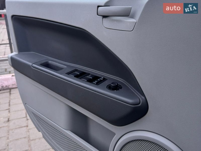 Внедорожник / Кроссовер Dodge Caliber 2006 в Самборе фото 31 Внедорожник / Кроссовер Dodge Caliber 2006 в Самборе