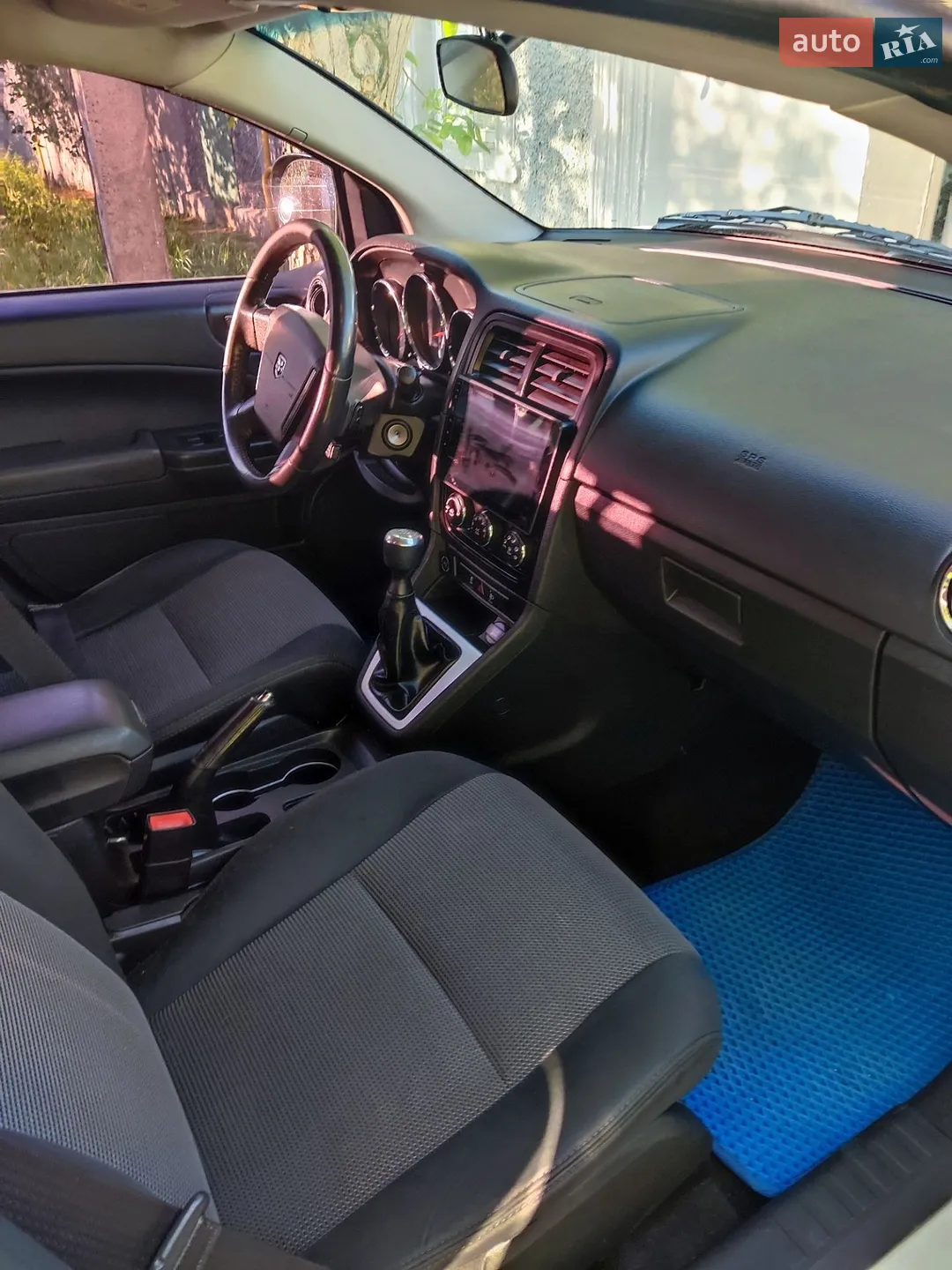 2011 Dodge Caliber - мініатюра 25