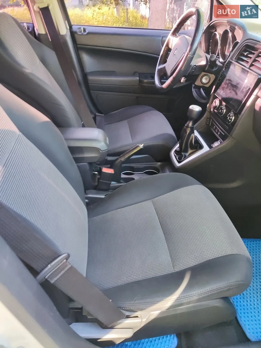 2011 Dodge Caliber - мініатюра 23
