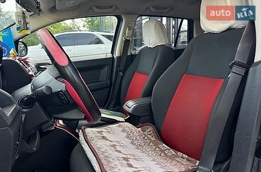 Внедорожник / Кроссовер Dodge Caliber 2009 в Ивано-Франковске фото 9 Внедорожник / Кроссовер Dodge Caliber 2009 в Ивано-Франковске