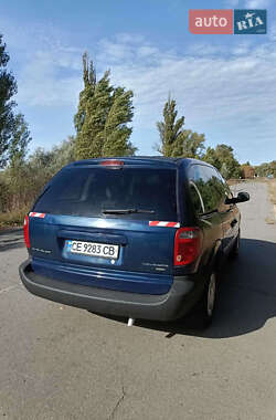 Минивэн Dodge Caravan 2002 в 