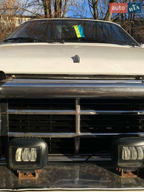 Мінівен Dodge Caravan 1990 в Житомирі фото 14 Мінівен Dodge Caravan 1990 в Житомирі