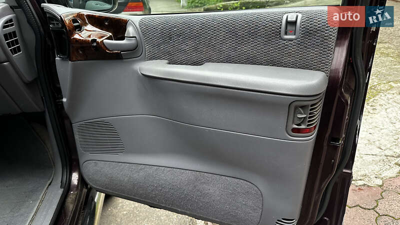 Мінівен Dodge Caravan 1996 в Одесі