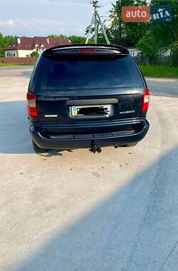 Минивэн Dodge Caravan 2006 в 