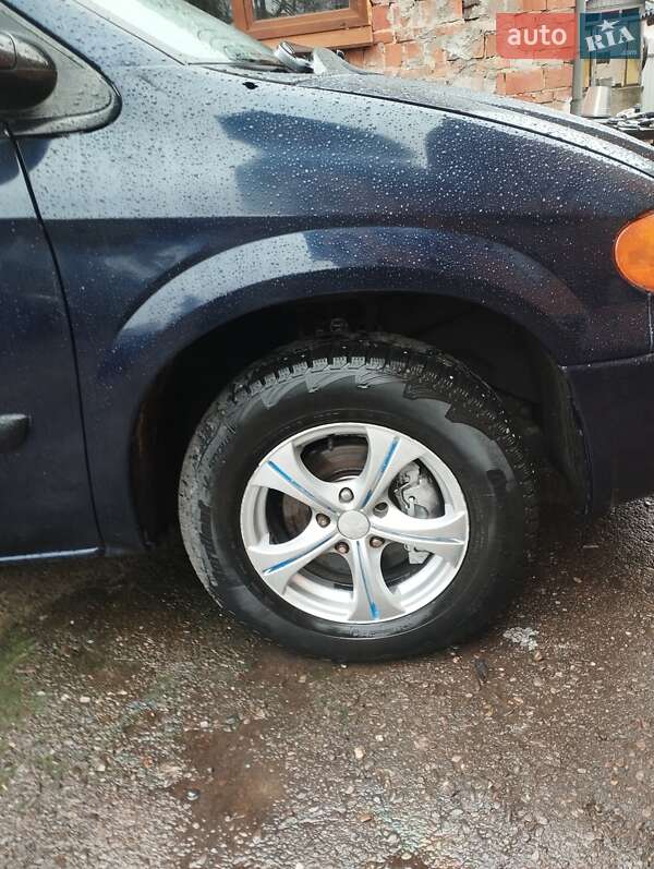 Минивэн Dodge Caravan 2005 в Кицмани