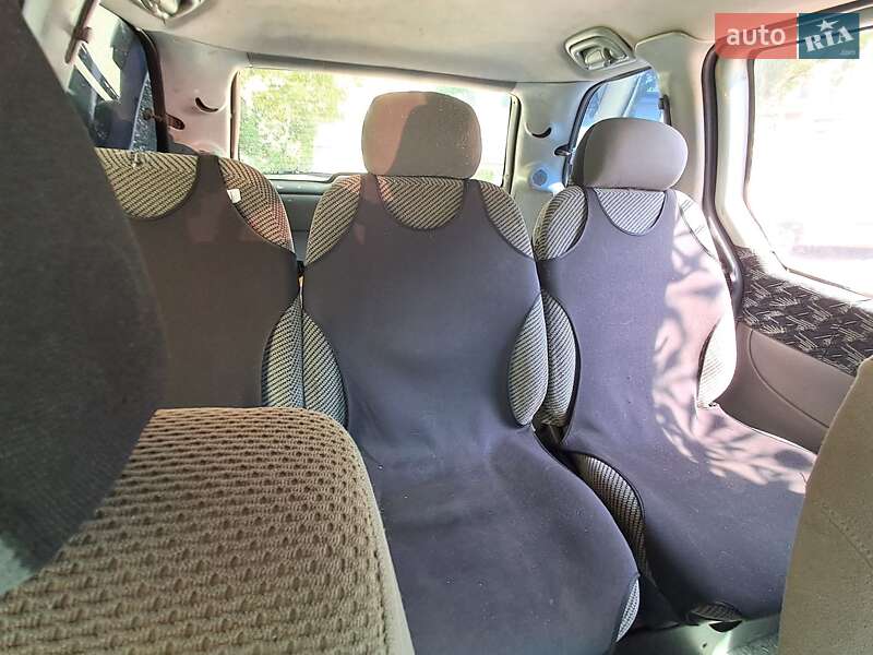 Минивэн Dodge Caravan 1997 в Ужгороде