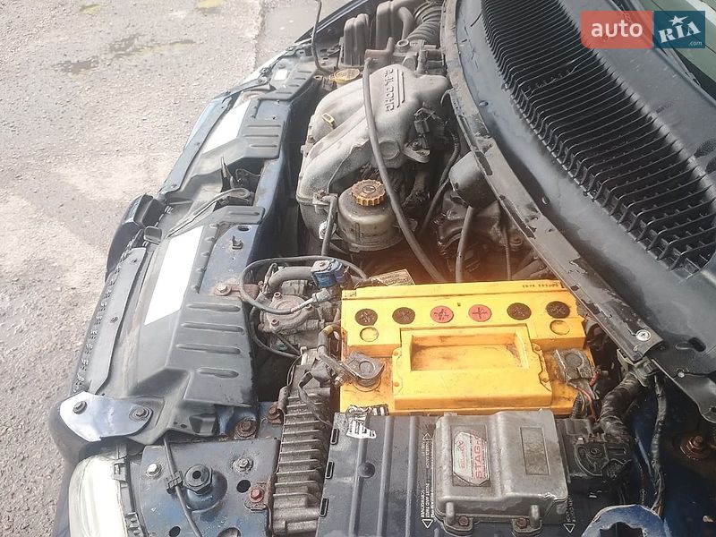 Мінівен Dodge Caravan 2002 в Ізюмі
