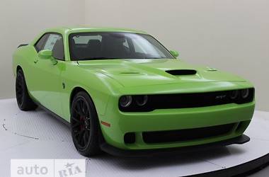 Купе Dodge Challenger 2017 в 
