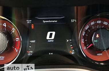 Купе Dodge Challenger 2017 в 