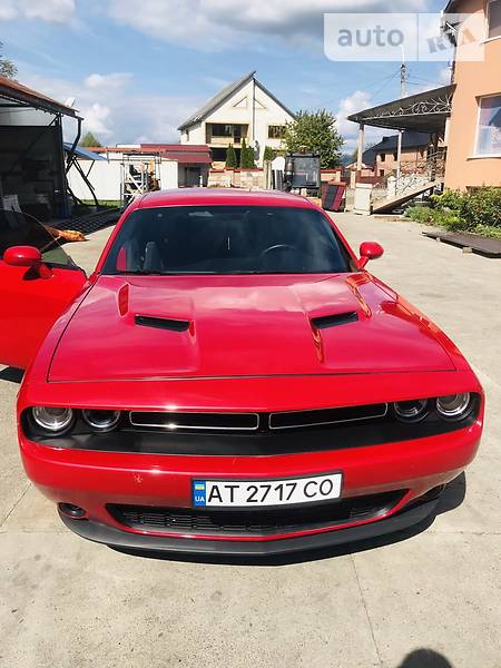 Купе Dodge Challenger 2016 в Мукачево