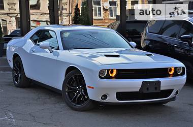 Купе Dodge Challenger 2016 в Киеве