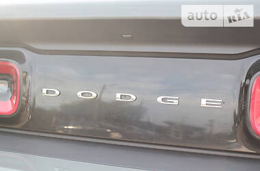 Купе Dodge Challenger 2017 в Львові