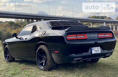 Купе Dodge Challenger 2016 в Полтаве