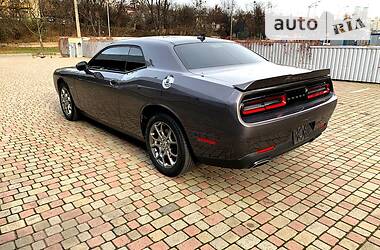 Купе Dodge Challenger 2017 в Киеве