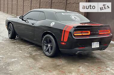 Купе Dodge Challenger 2016 в 