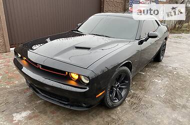 Купе Dodge Challenger 2016 в 