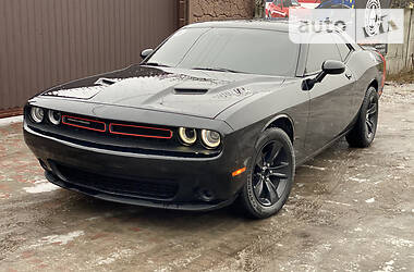 Купе Dodge Challenger 2016 в 