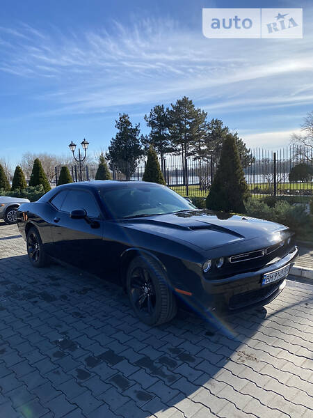 Купе Dodge Challenger 2016 в Києві фото Купе Dodge Challenger 2016 в Києві