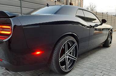 Купе Dodge Challenger 2015 в Бердянске