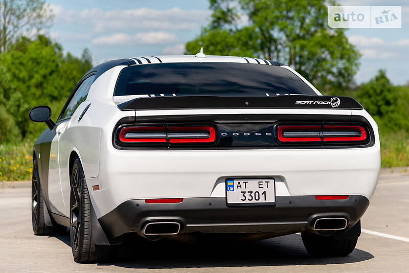 Купе Dodge Challenger 2016 в Ивано-Франковске