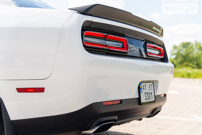 Купе Dodge Challenger 2016 в Ивано-Франковске
