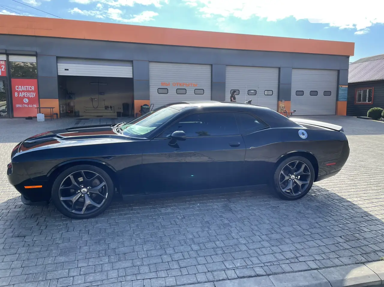 2017 Dodge Challenger - мініатюра 4