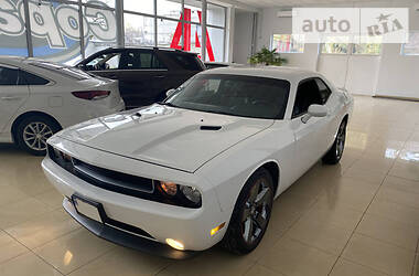 Седан Dodge Challenger 2014 в Днепре