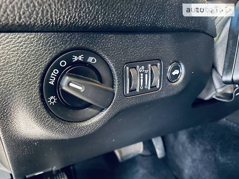 Dodge Challenger 3.6  V6