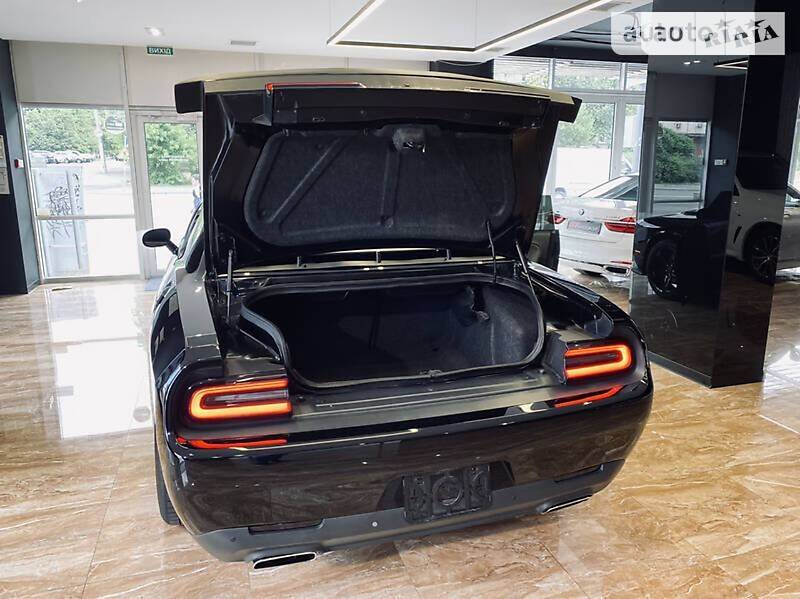 Dodge Challenger 3.6  V6