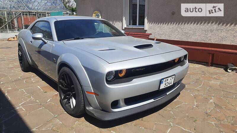 Купе Dodge Challenger 2019 в Житомирі