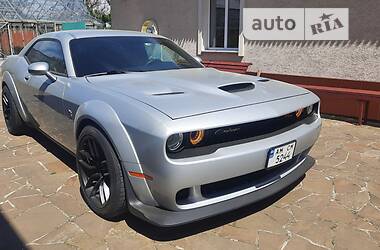 Купе Dodge Challenger 2019 в 