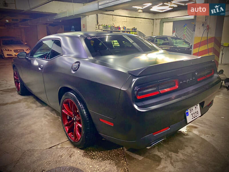 Купе Dodge Challenger 2018 в Одесі