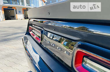 Купе Dodge Challenger 2016 в 